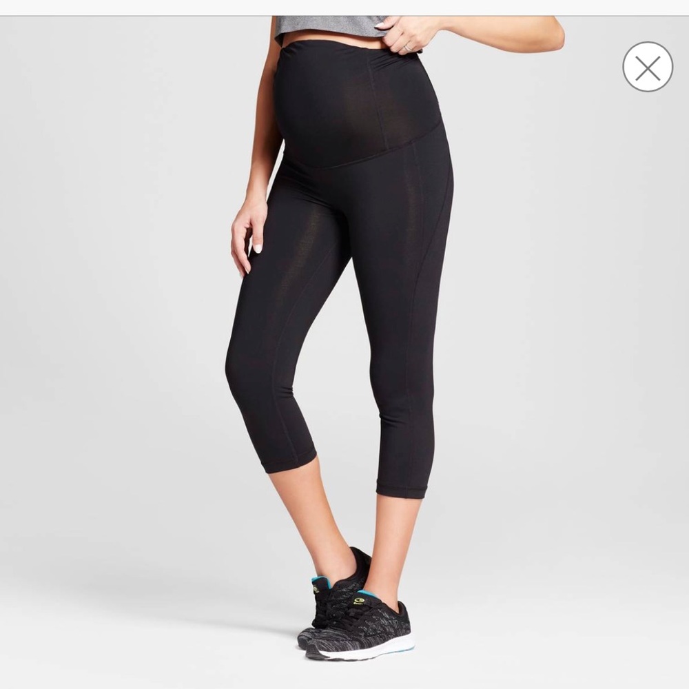 Maternity workout leggings
